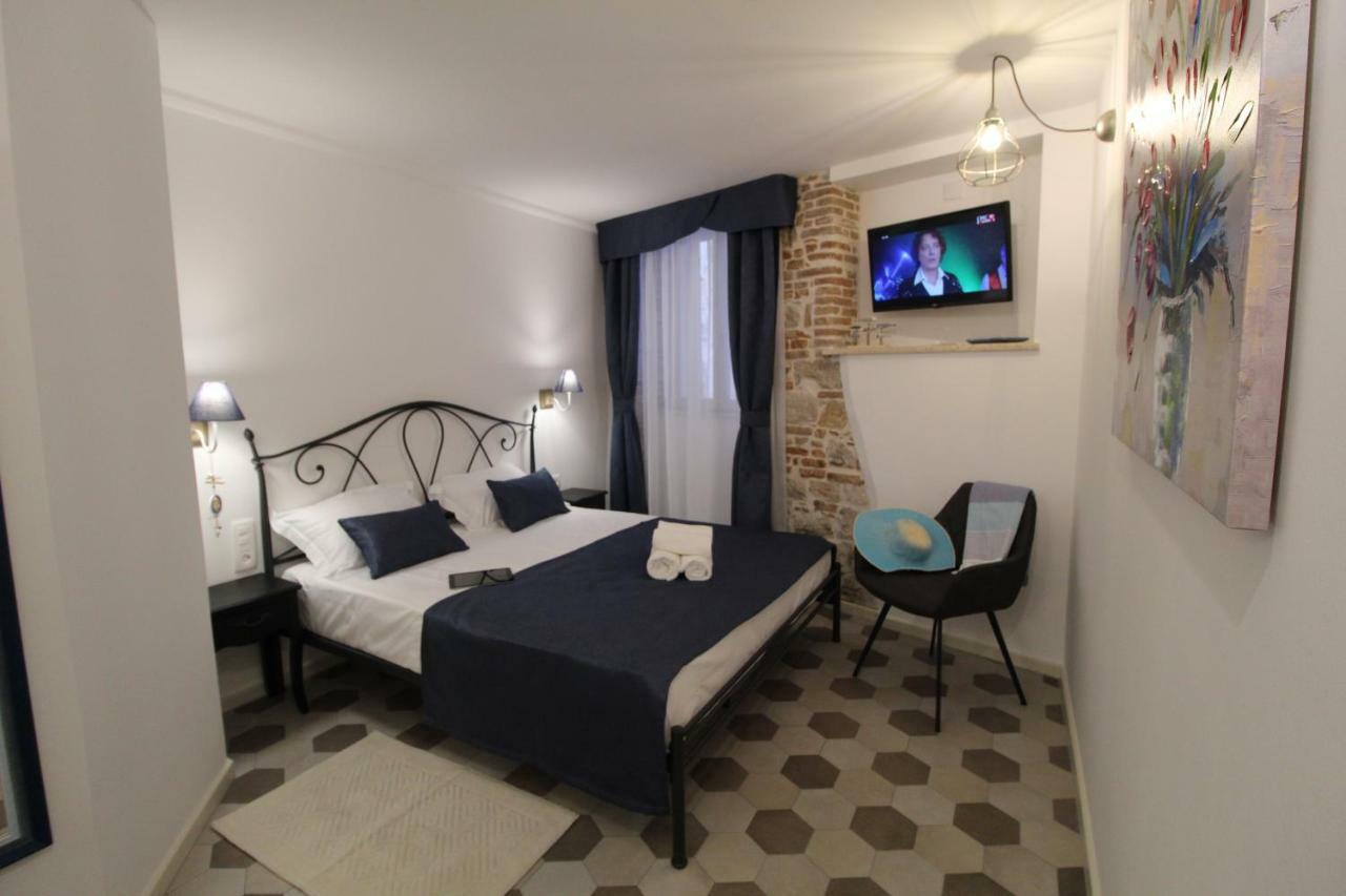 Noemi'S Rooms 罗维尼 外观 照片